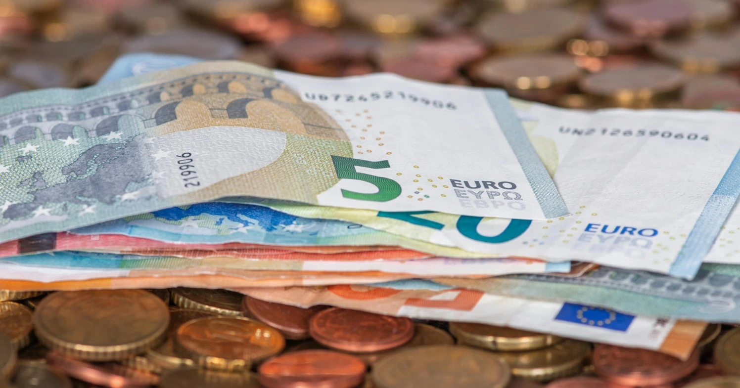 Plaće u Hrvatskoj nastavljaju rasti: Prosječna neto plaća u svibnju iznosila 1451 euro