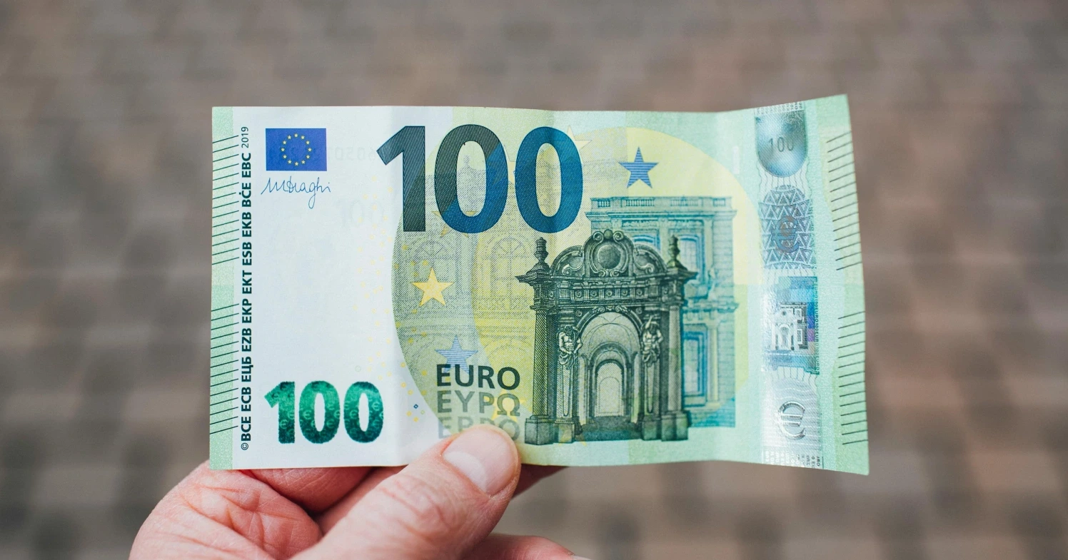 Prosječna plaća u Hrvatskoj za lipanj 2025. iznosila 1.444 eura