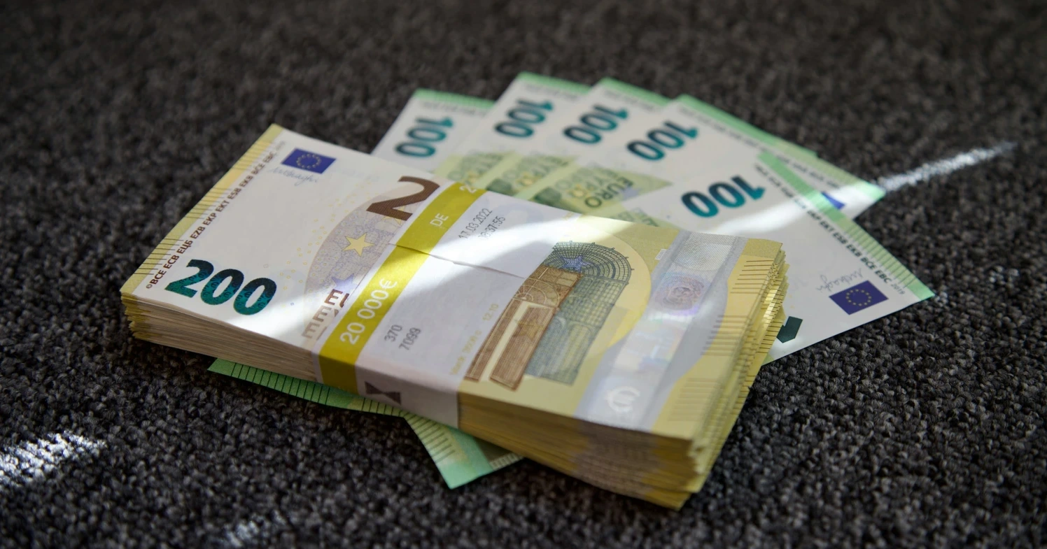 Od lipnja 2026. EU traži transparentnost plaća, ukida se praksa skrivanja