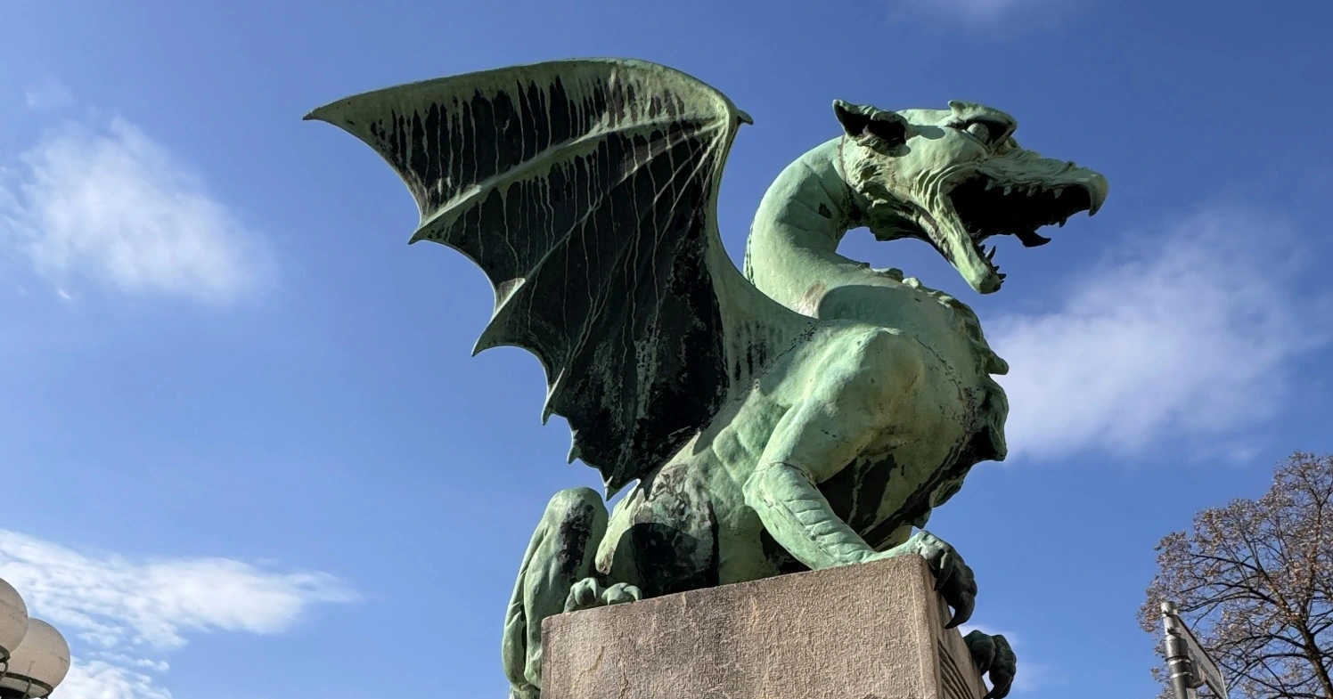 Slovensko ministarstvo pojasnilo: Obitelj s petoro djece ne dobiva 3.360 €, nego do 2.799,63 € pomoći