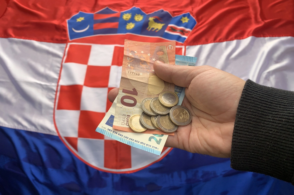 Hrvatska s prosječnom godišnjom plaćom od 23.446 eura bruto blizu začelja EU