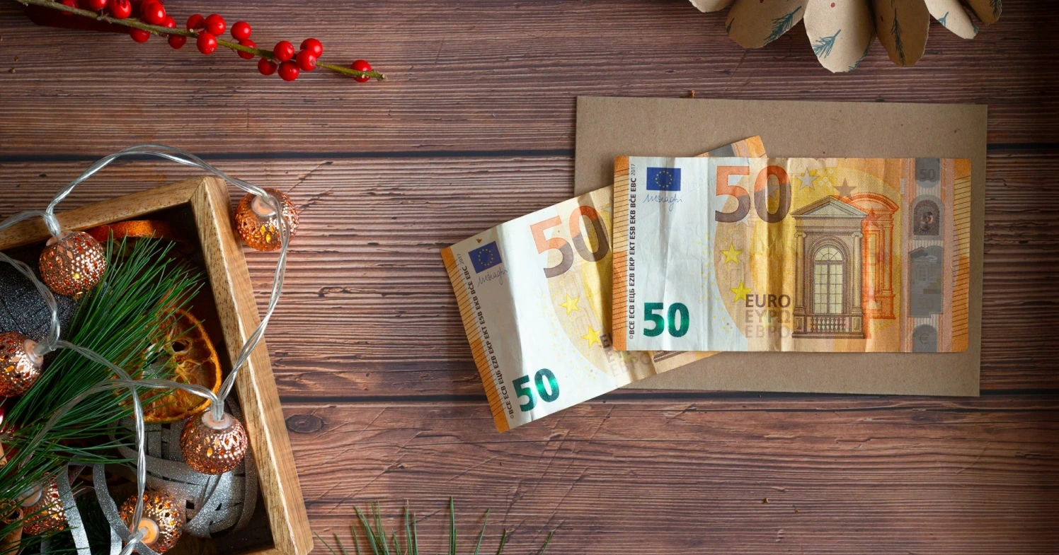 Datalab u Sloveniji isplaćuje rekordnu nagradu zaposlenicima, božićnicu i udio u dobiti od oko 14.600 € bruto