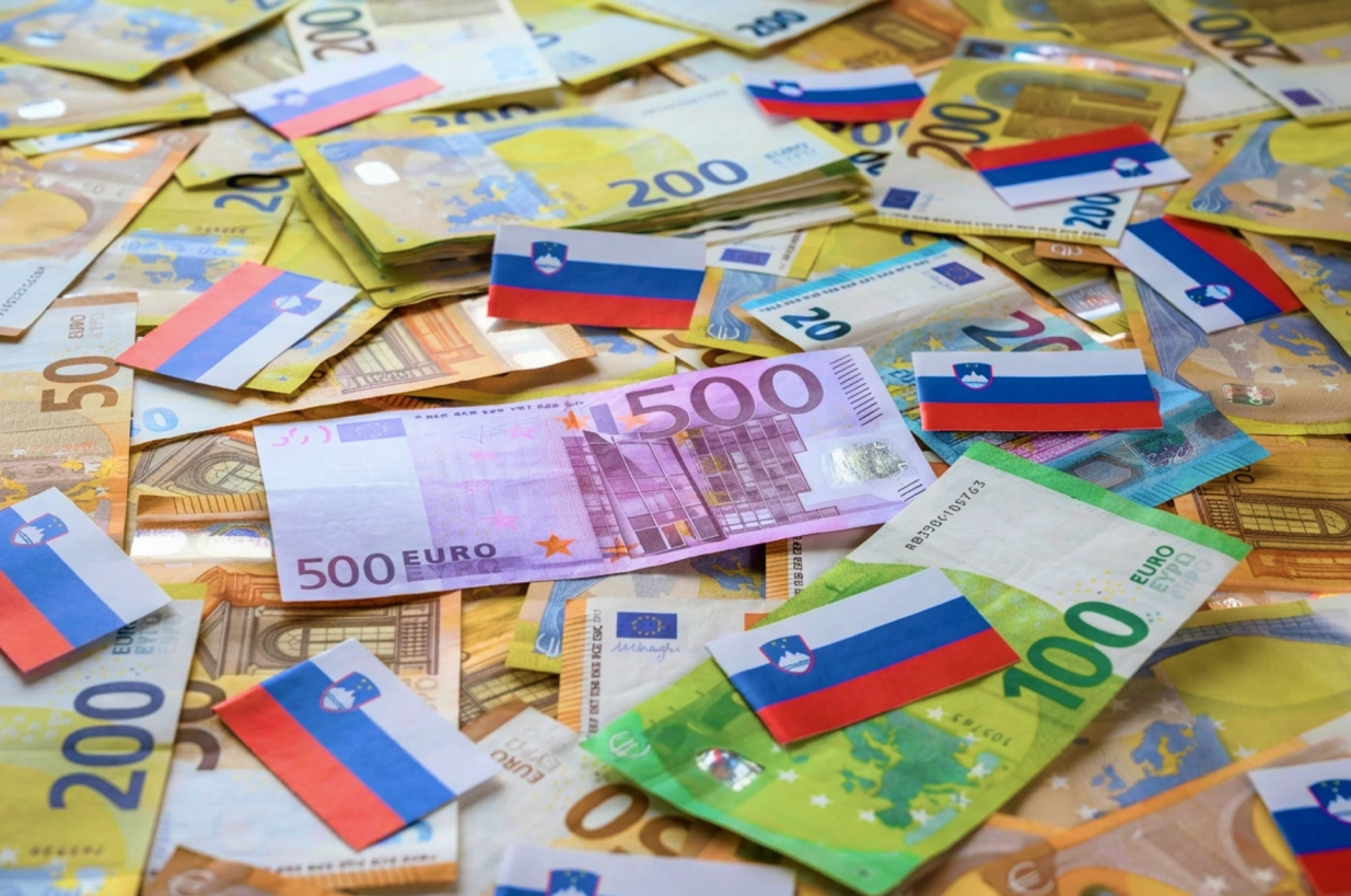 Službeno je: Slovenija povećava minimalac na oko 1.000 € neto