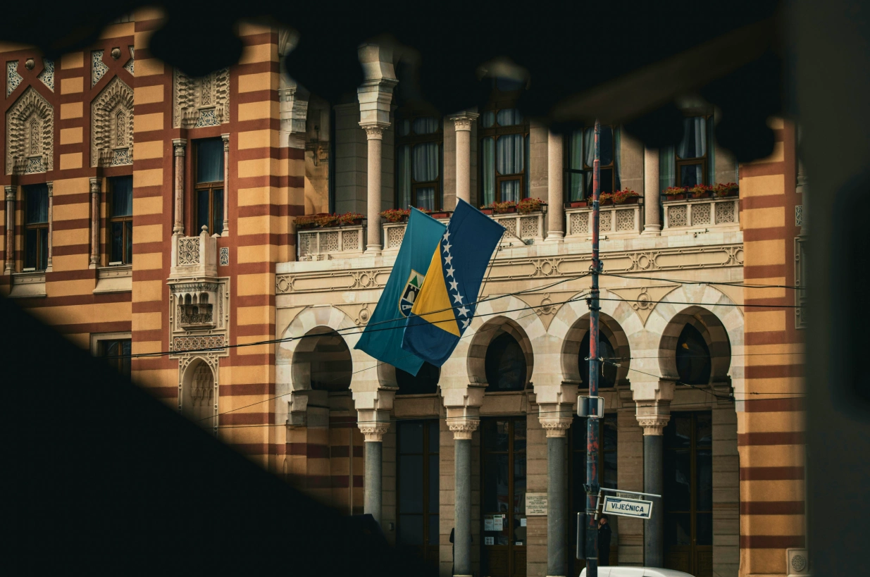 Plaće u BiH skočile na 835 eura neto: Hrvatska s 1.494 eura i dalje prednjači za golemih 659 eura