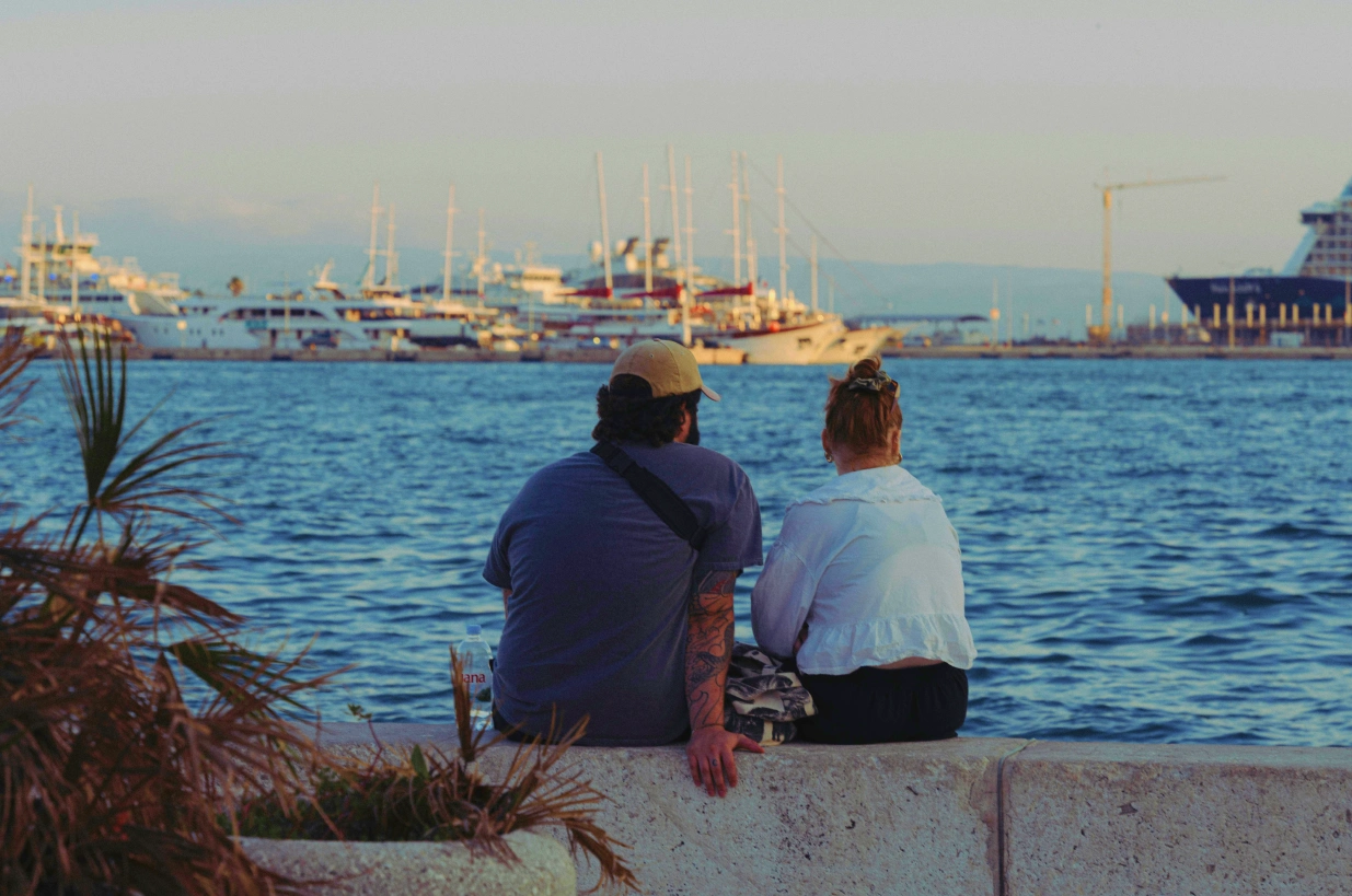 U siječnju je izdano manje novih radnih dozvola: 'Masovno se produljuju papiri postojećim radnicima'
